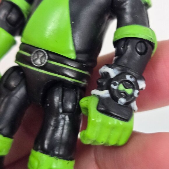 Ben 10 Action Figure Lot of 4 Hot Shot Rustbuggy Ben Steam Smythe Heatblast - Picture 6 of 11